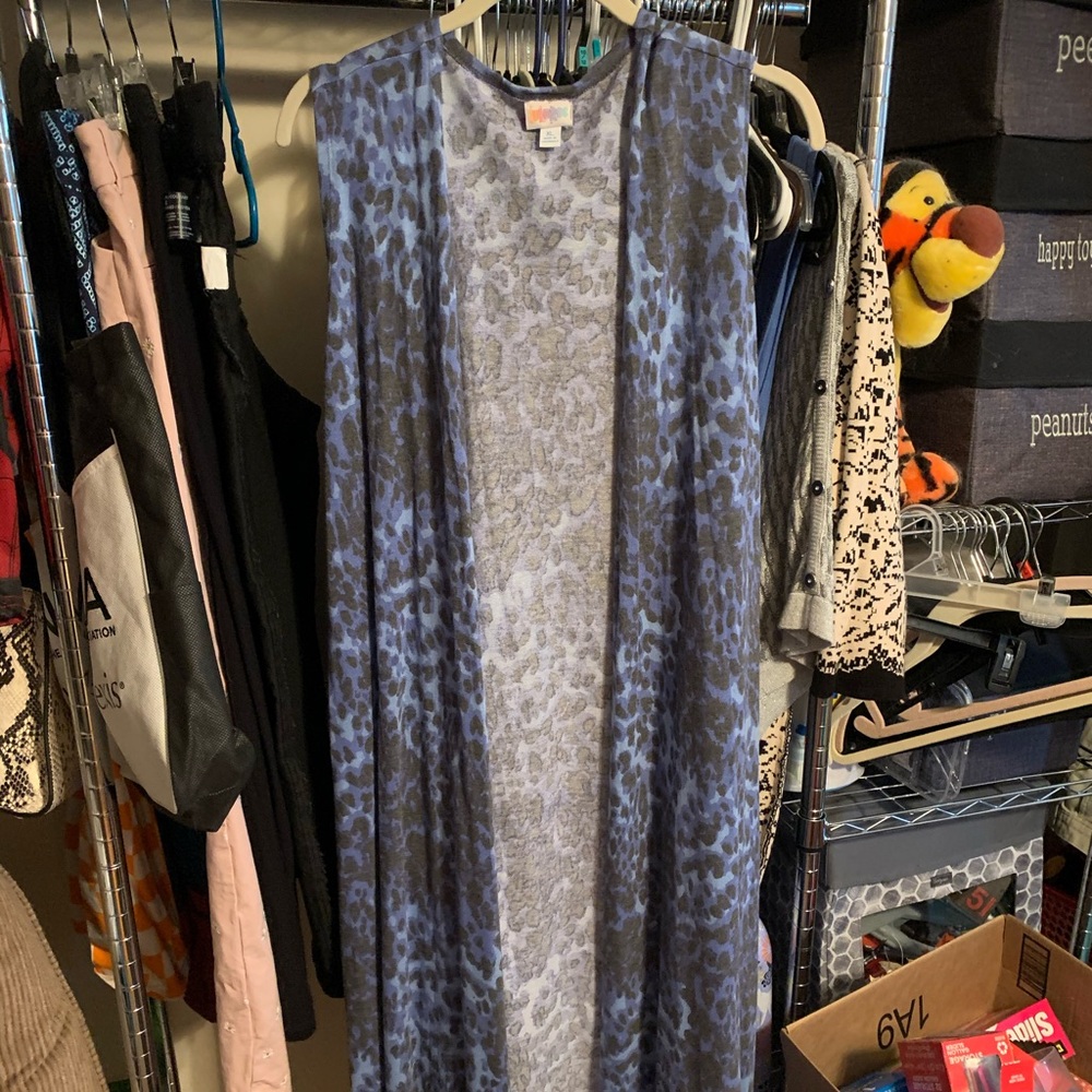 XL Blue Animal print Joy LuLaRoe